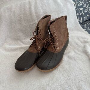 Elegant Brown and tan Ankle Boots